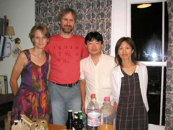 2005年、心臓血管外科部長のMs. Kirstine Finucane夫妻と